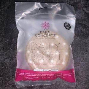 Daily Concepts Daily Detox Massaging Brush